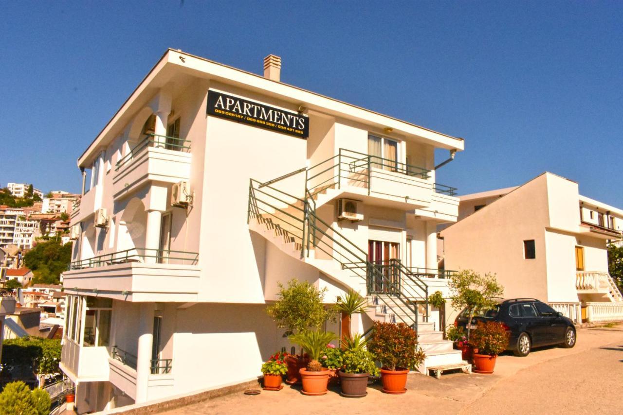 Apartments Hidri Ulcinj Bagian luar foto