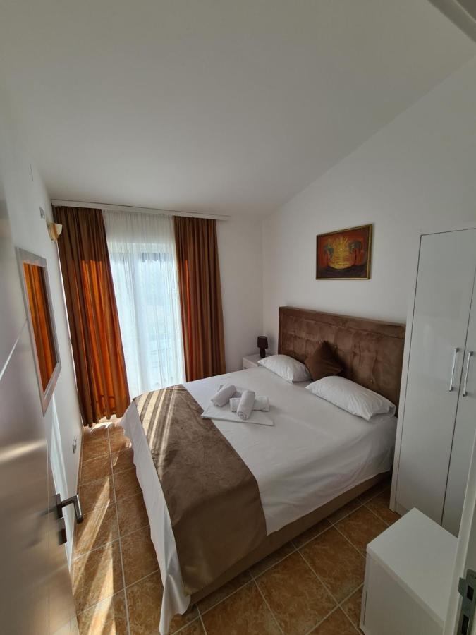 Apartments Hidri Ulcinj Bagian luar foto